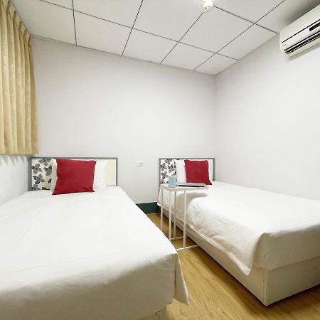 Sharon Inn Taichung Extérieur photo